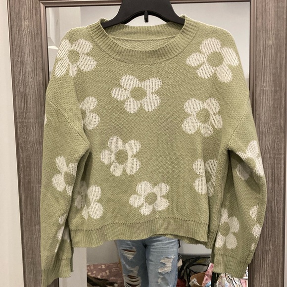 SHEIN Olive Floral Crew Neck Sweater - Picture 1 of 4